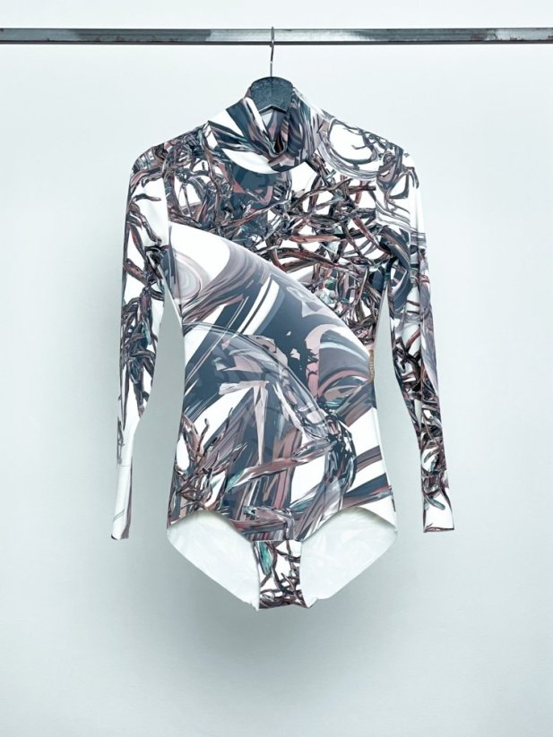 body SOLO - Size: 40
